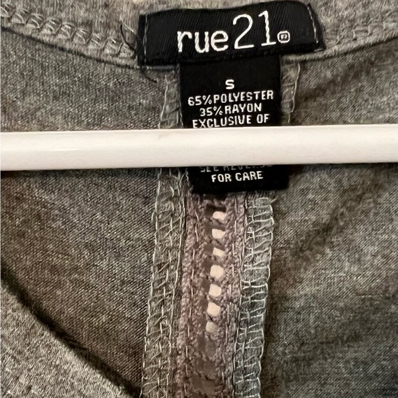 ladies shirt - Picture 5 of 7